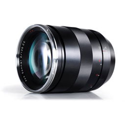 卡爾蔡司135mm f/2鏡頭北美開(kāi)賣(mài)，售價(jià)2122美元，引領(lǐng)光學(xué)儀器新風(fēng)潮
